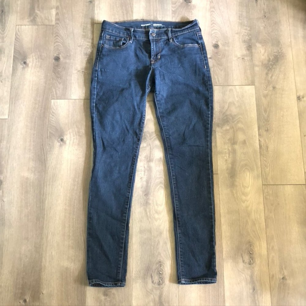 Old Navy Original Mid Rise Size: 6